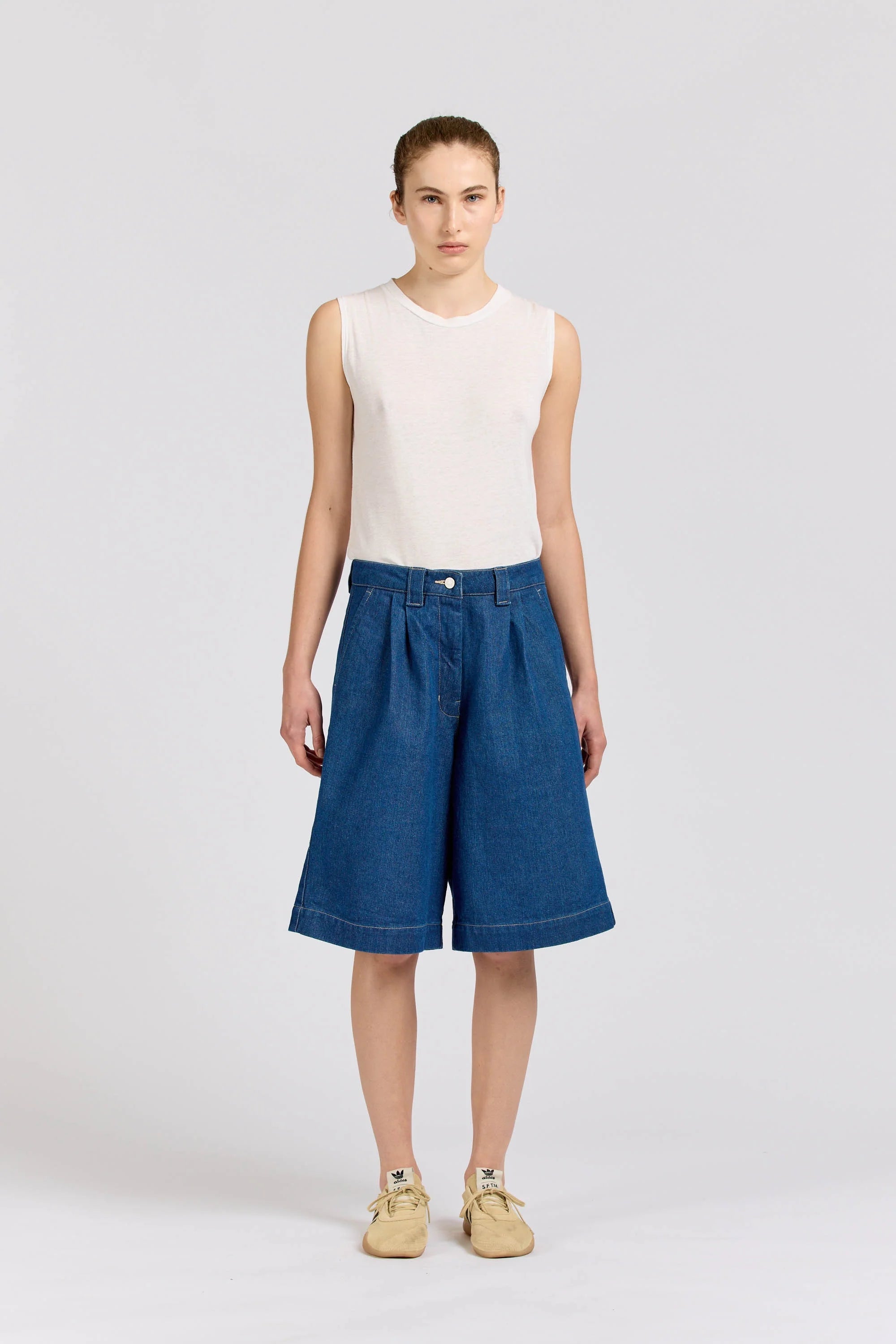 Port Short, Washed Denim