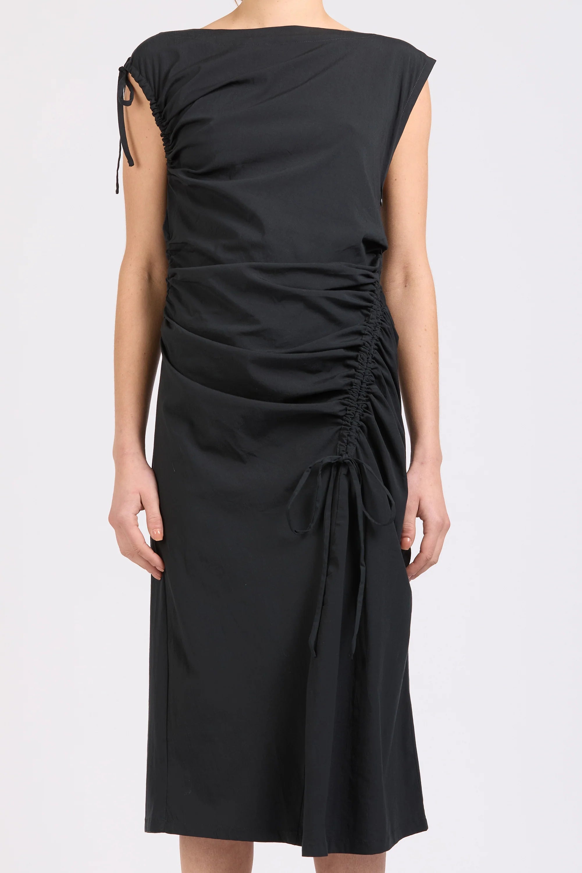 Asymmetric Dress, Asphalt