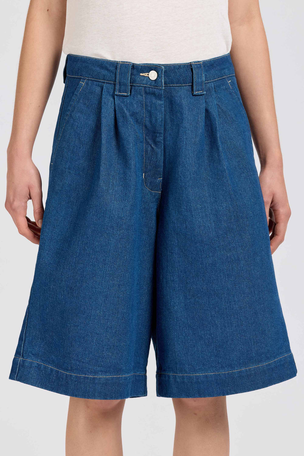 Port Short, Washed Denim