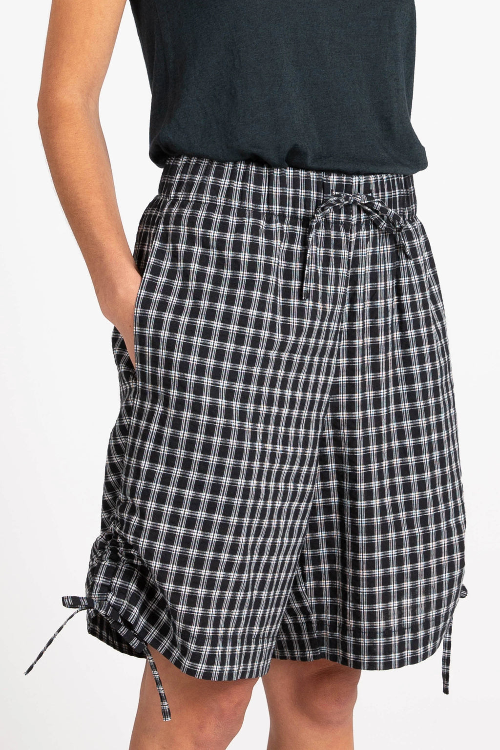 Soda Tie Short, Crinkle Check, Midnight